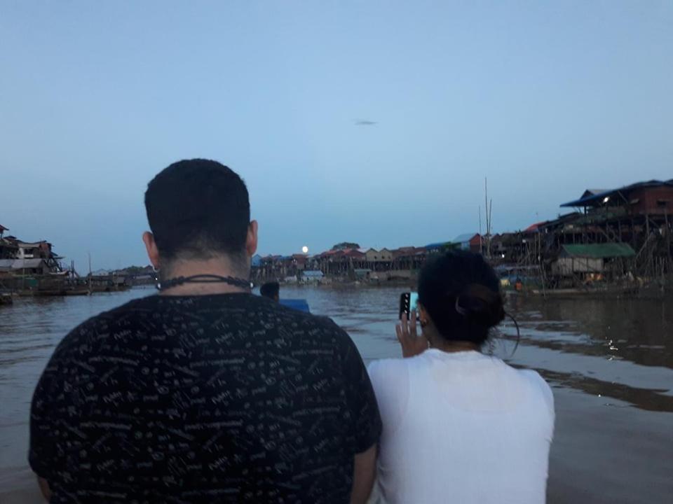 St 63 Home Stay & Tour Kampong Khleang Экстерьер фото