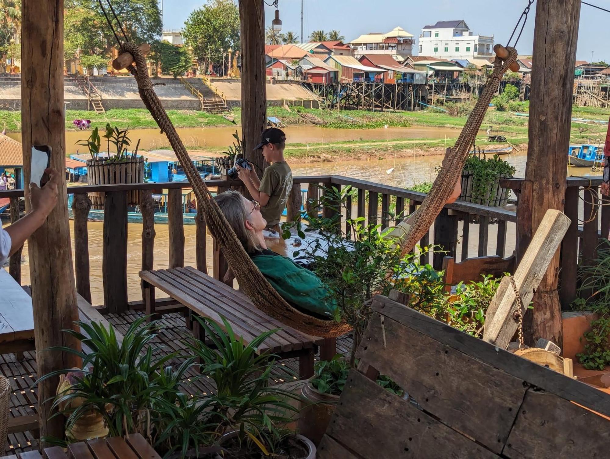 St 63 Home Stay & Tour Kampong Khleang Экстерьер фото